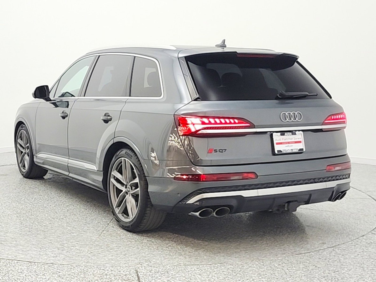 Used 2025 Audi SQ7 Premium Plus w/ S Sport Package AWD/4WD image 7