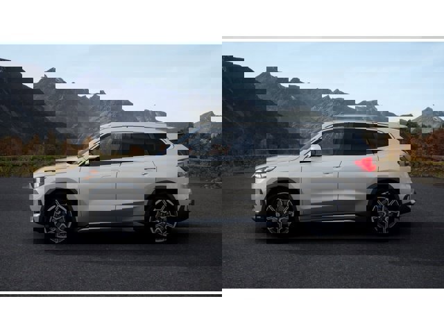 New 2026 BMW X1 xDrive28i image 4