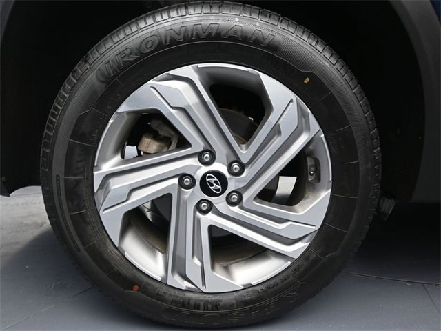 Used 2023 Hyundai Santa Fe SEL image 9