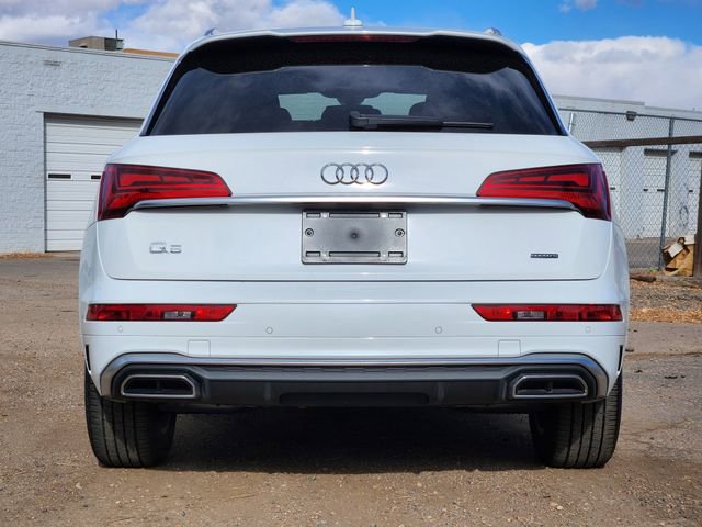 Used 2023 Audi Q5 2.0T Premium w/ Convenience Package image 6