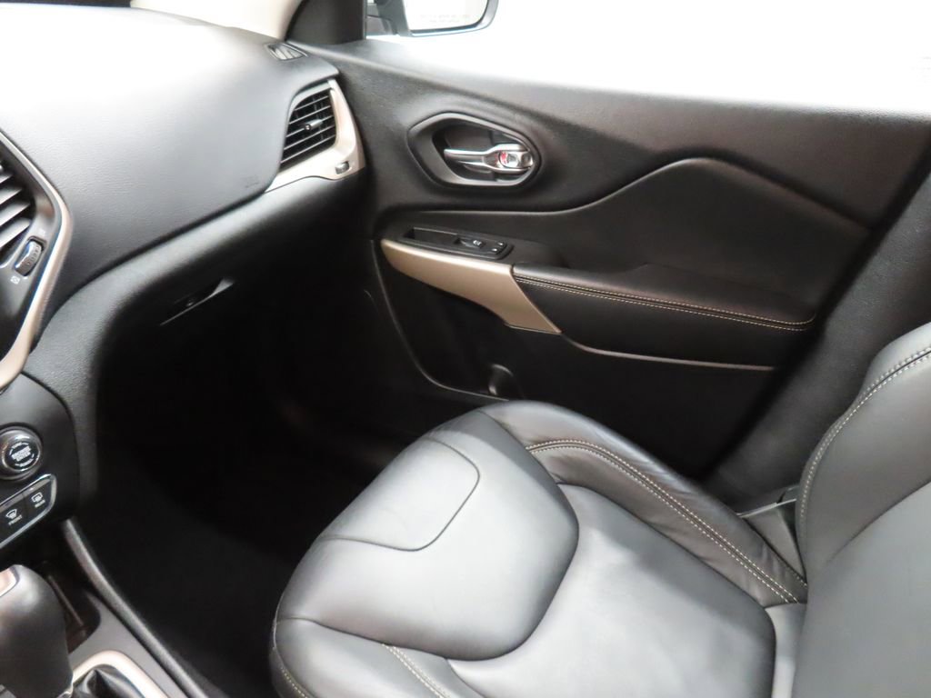 Used 2018 Jeep Cherokee Limited w/ High Altitude Package image 26