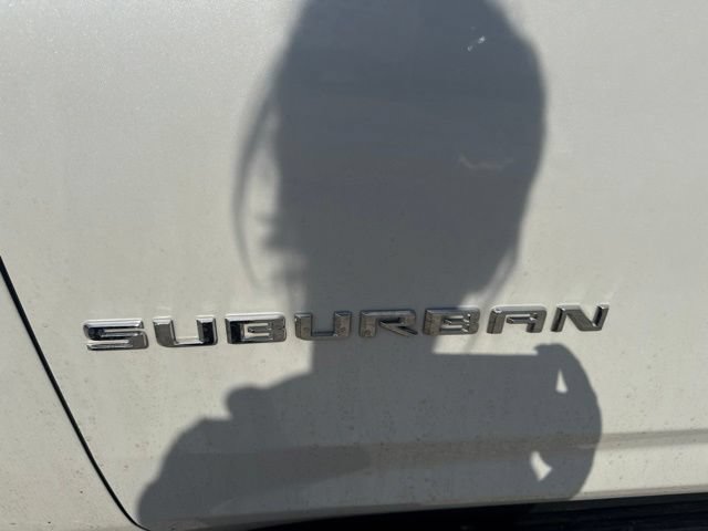 Used 2025 Chevrolet Suburban High Country AWD/4WD image 41