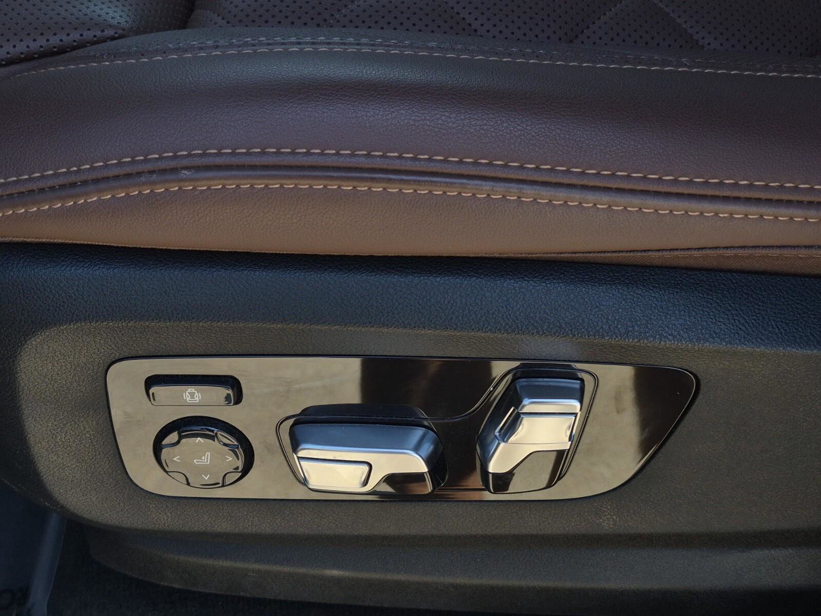 Certified 2025 BMW X5 xDrive40i image 16