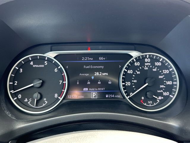 Certified 2022 Nissan Sentra SV FWD image 19