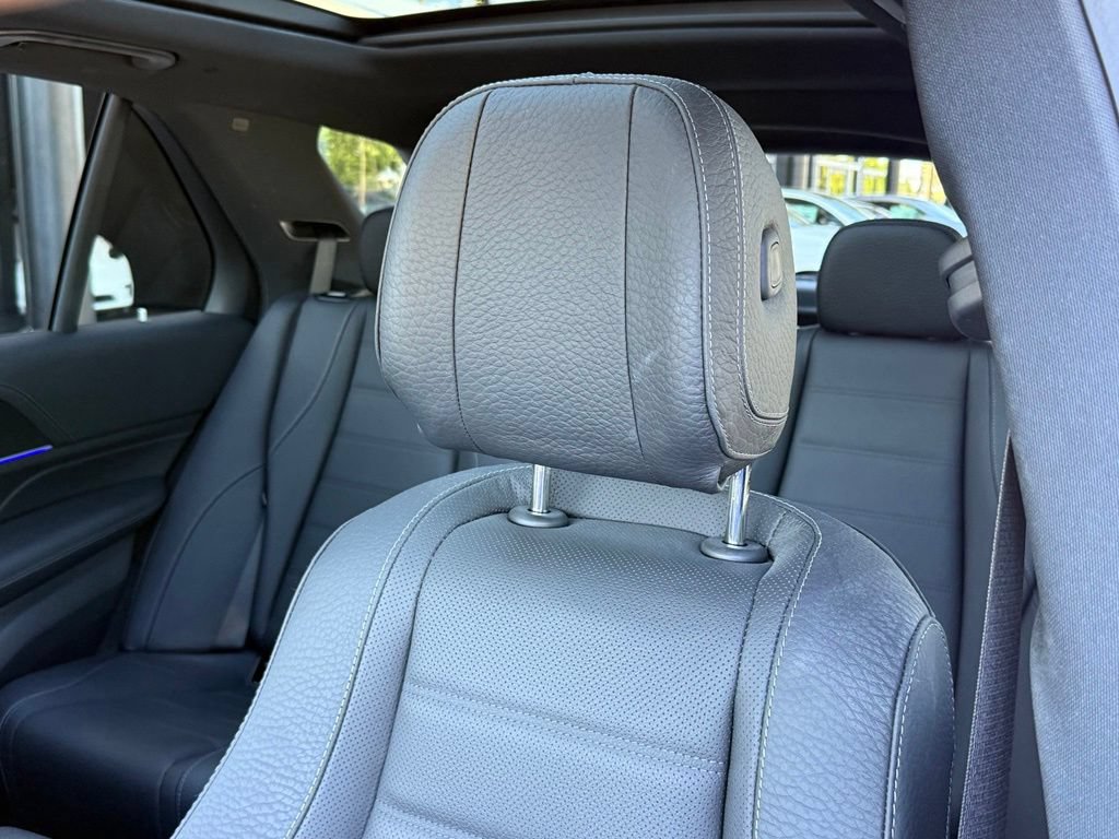 Used 2024 Mercedes-Benz GLE 450 4MATIC image 3