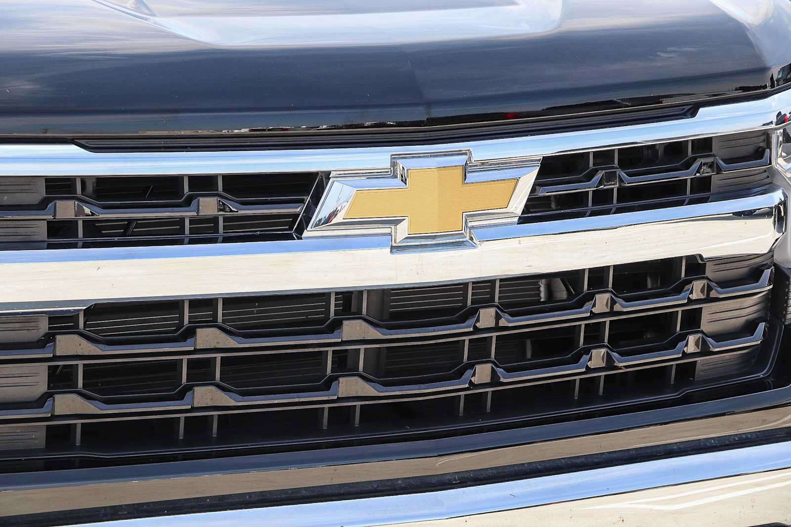 Used 2026 Chevrolet Silverado 1500 LT RWD image 5