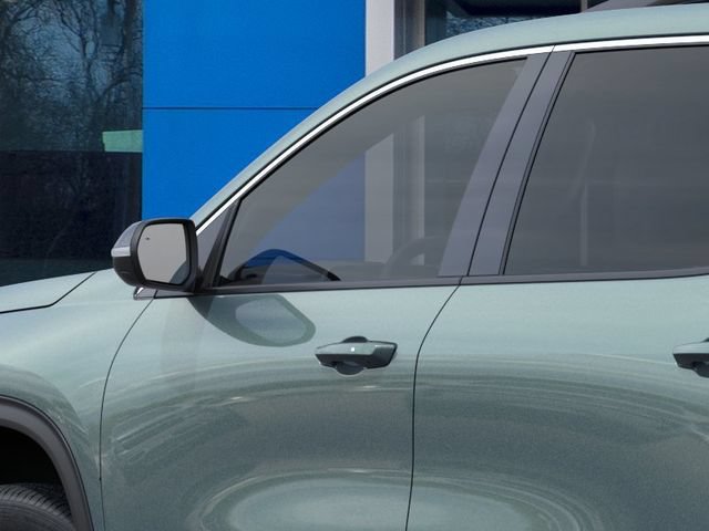 New 2027 Chevrolet Traverse LT FWD image 12