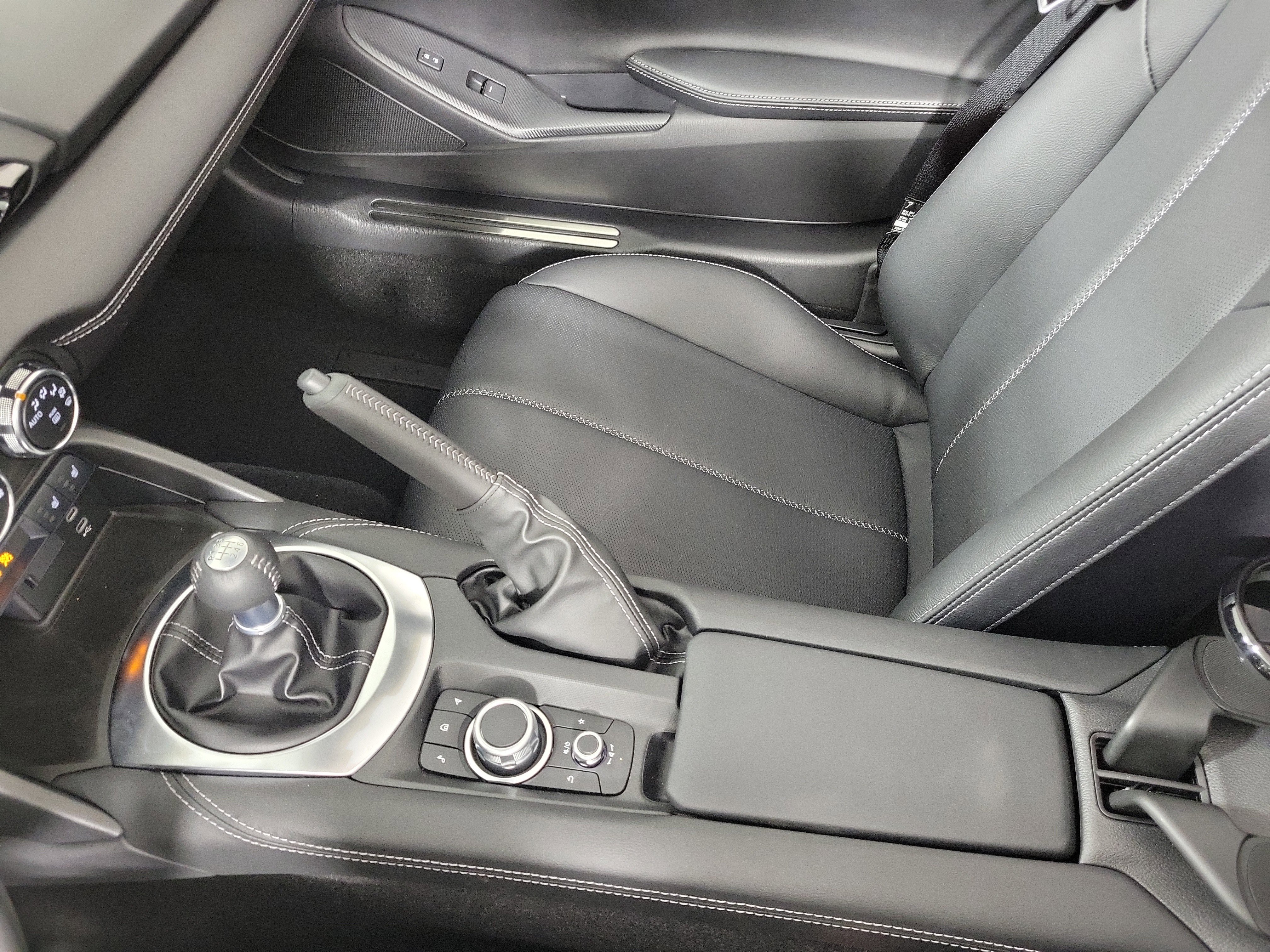 New 2026 MAZDA MX-5 Miata Grand Touring w/ Weather Package image 24