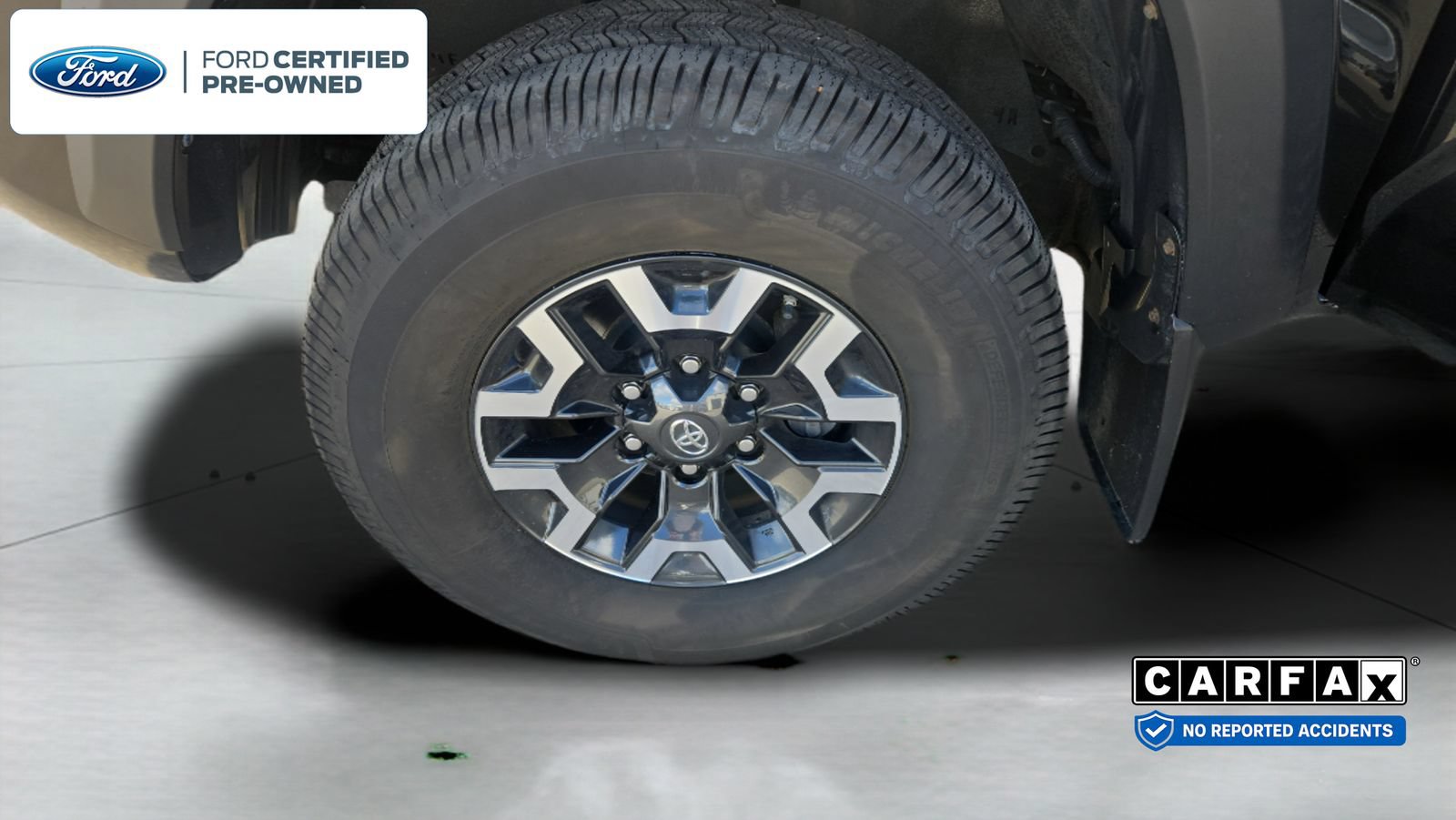 Used 2021 Toyota Tacoma TRD Off-Road w/ TRD Premium Off Road Package AWD/4WD image 20