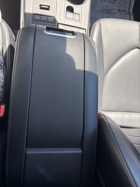 Used 2021 Toyota Highlander XLE AWD/4WD image 22