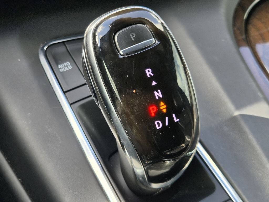 Used 2021 Cadillac Escalade Sport Platinum RWD image 20