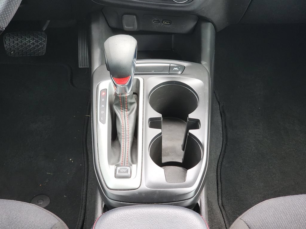 Used 2025 Chevrolet Trax RS FWD image 48