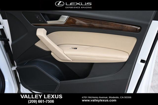 Used 2019 Audi Q5 2.0T Premium Plus w/ Premium Plus Package image 17