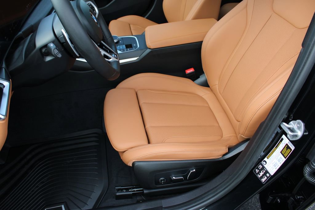 New 2026 BMW 330i xDrive Sedan w/ M Sport Package image 22