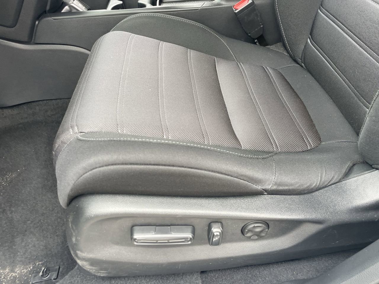 Used 2019 Honda CR-V EX image 19