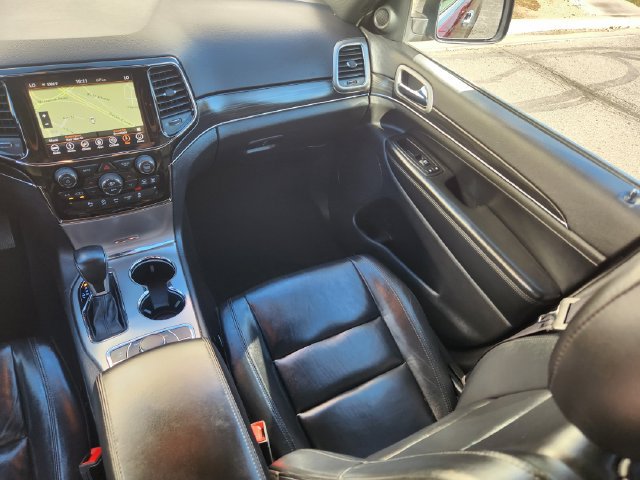 Used 2019 Jeep Grand Cherokee Limited w/ Trailer Tow Group IV AWD/4WD image 14