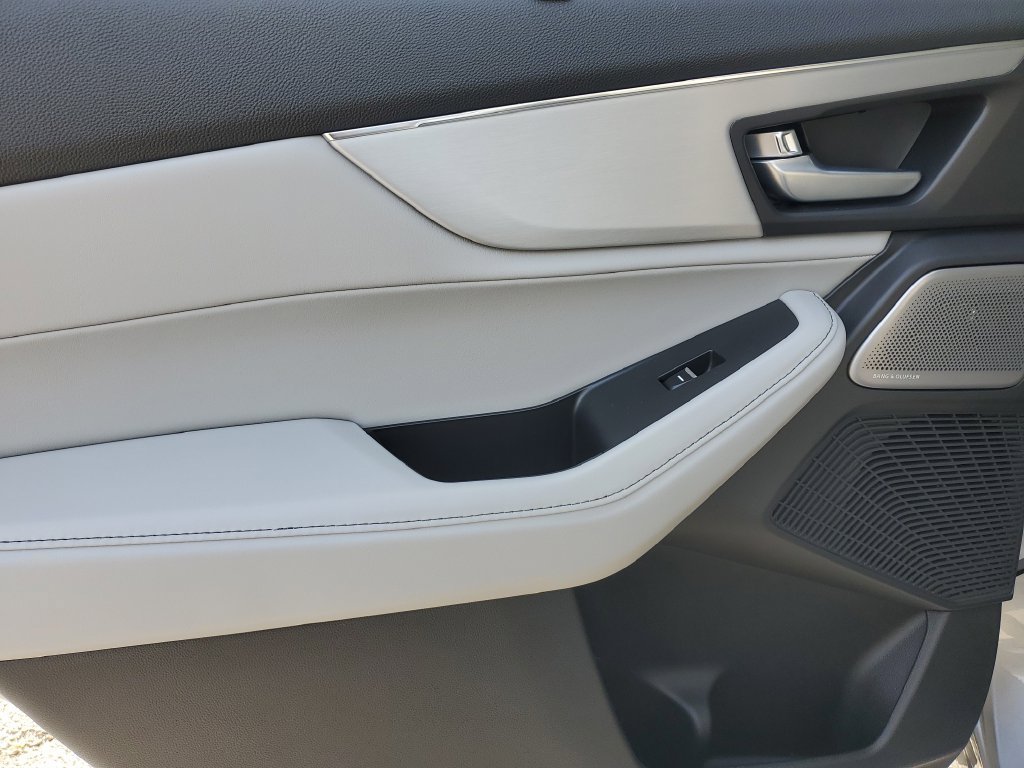 New 2026 Acura MDX w/ Technology Package FWD image 16