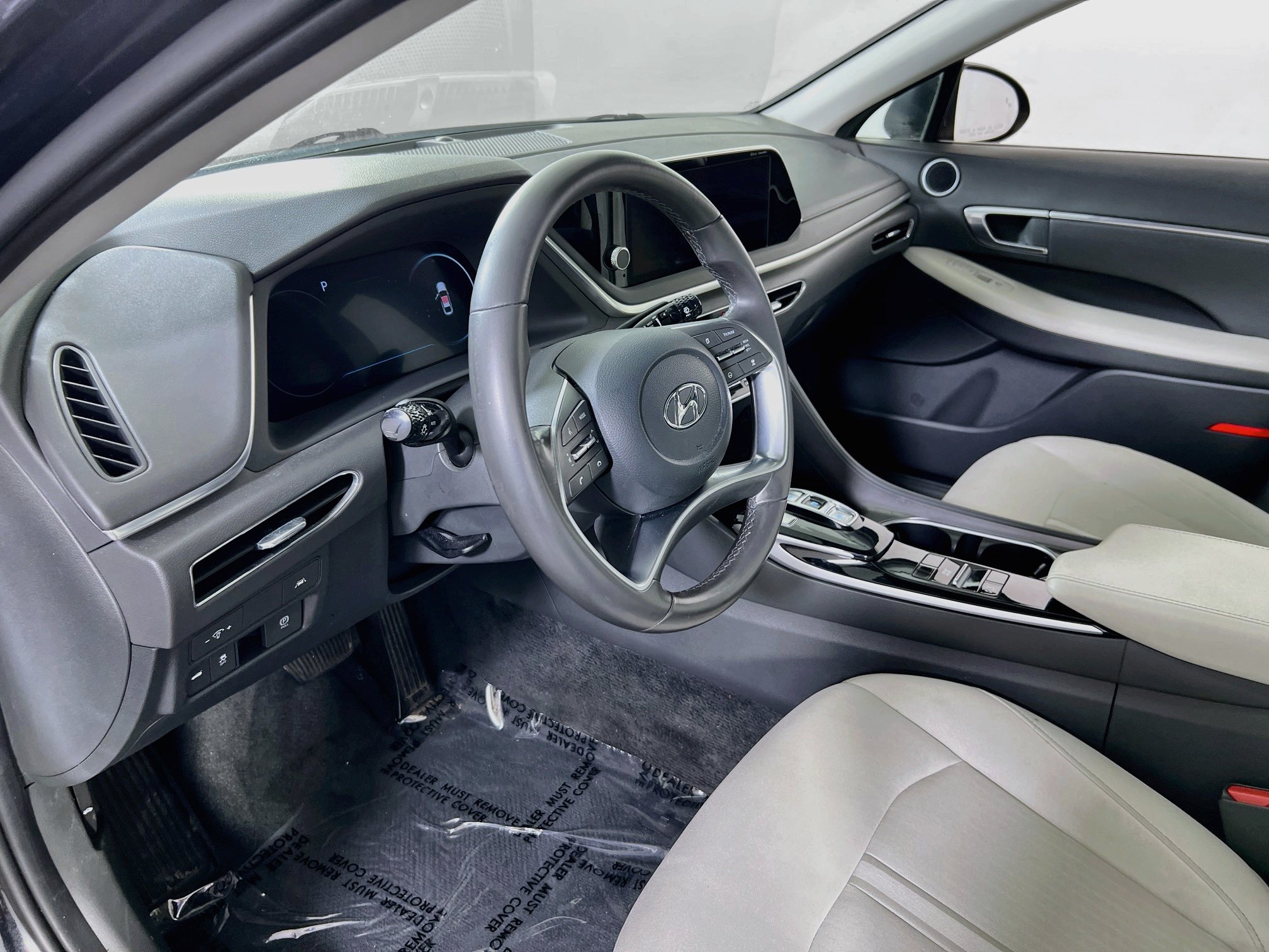Used 2023 Hyundai Sonata SEL w/ Convenience Package FWD image 9