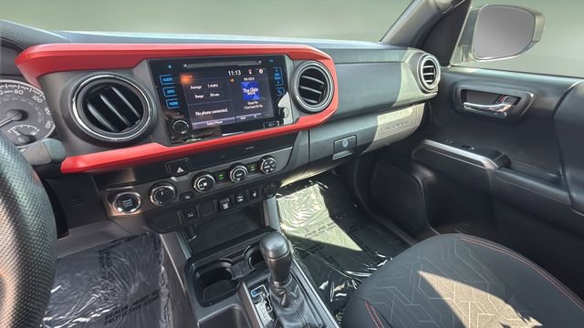 Used 2019 Toyota Tacoma TRD Sport AWD/4WD image 24