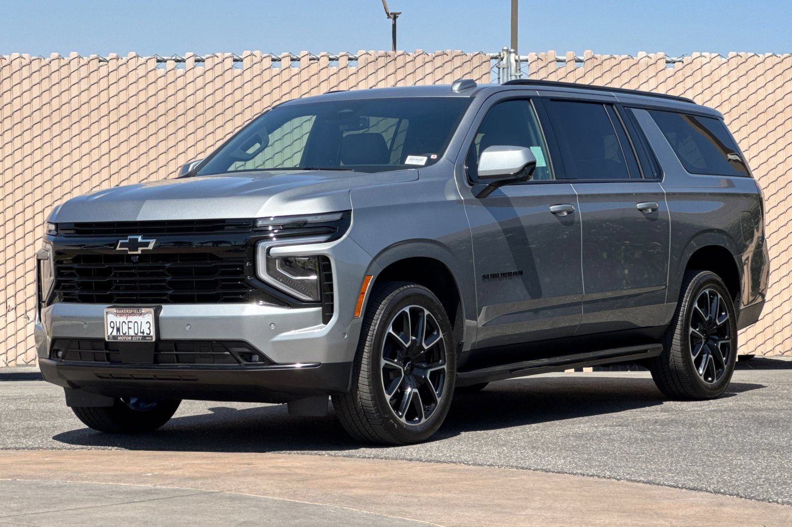 Certified 2026 Chevrolet Suburban RST RWD image 3