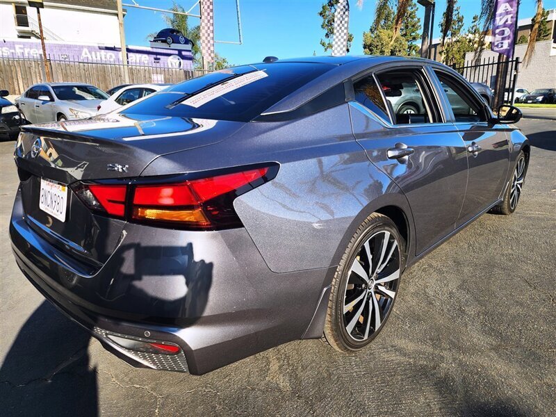 Used 2020 Nissan Altima 2.5 SR image 10