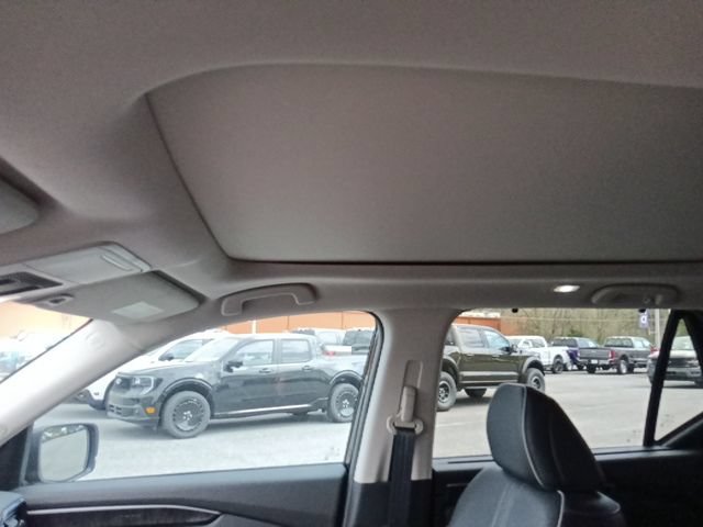 Used 2023 Honda Pilot Elite image 14
