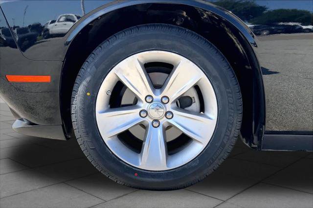 Certified 2023 Dodge Challenger SXT RWD image 9