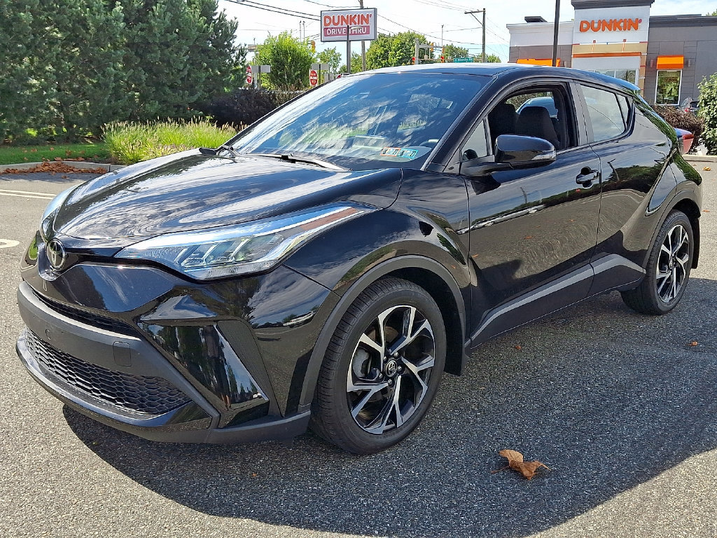 Used 2021 Toyota C-HR XLE FWD image 6