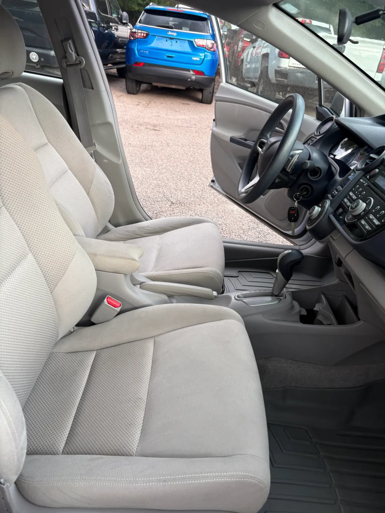 Used 2010 Honda Insight EX image 38