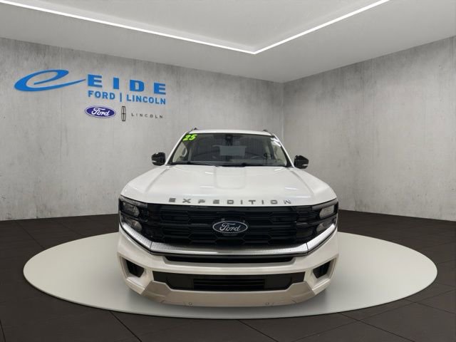 Used 2025 Ford Expedition Platinum AWD/4WD image 6