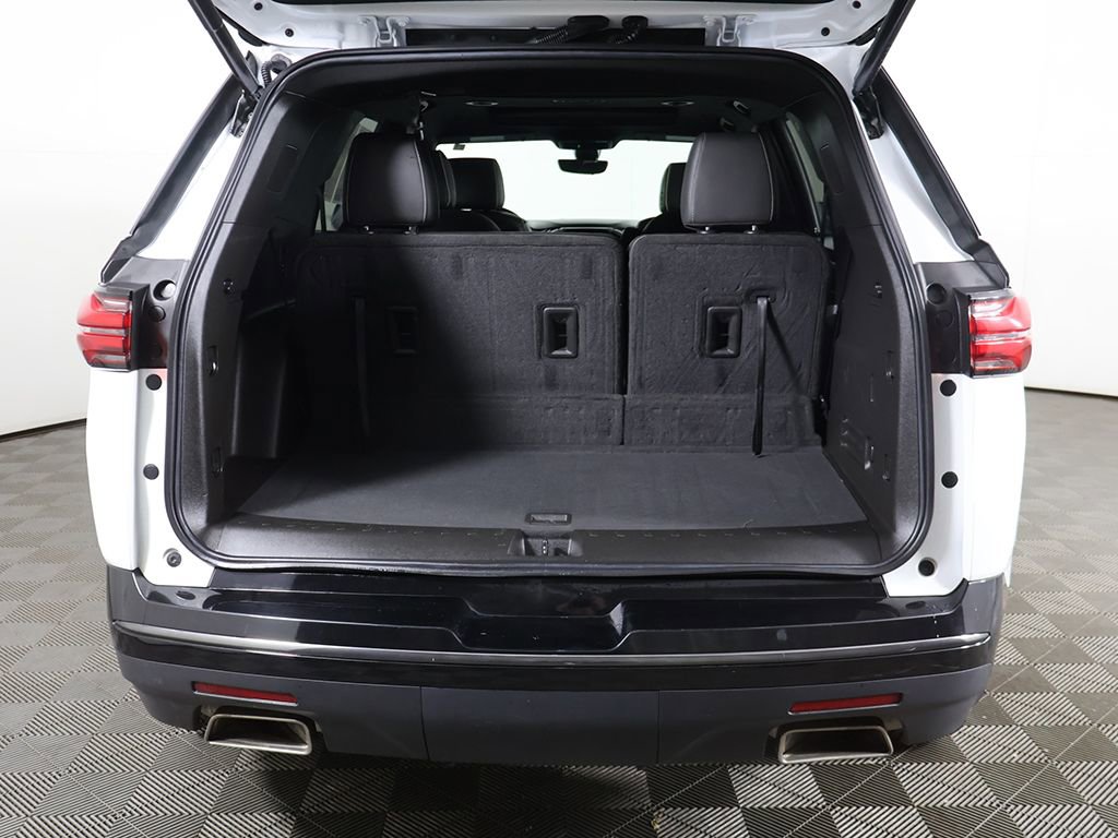 Used 2023 Chevrolet Traverse Premier w/ Redline Edition AWD/4WD image 20