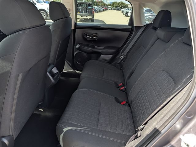 Used 2023 Honda HR-V LX image 26