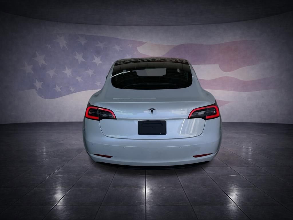 Used 2020 Tesla Model 3 Standard Range Plus RWD image 4