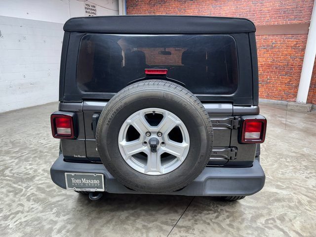 Used 2020 Jeep Wrangler Unlimited Sport S AWD/4WD image 4