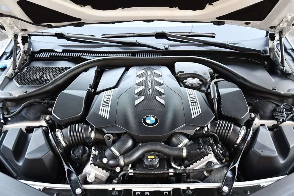 Used 2021 BMW M850i xDrive Convertible AWD/4WD image 82