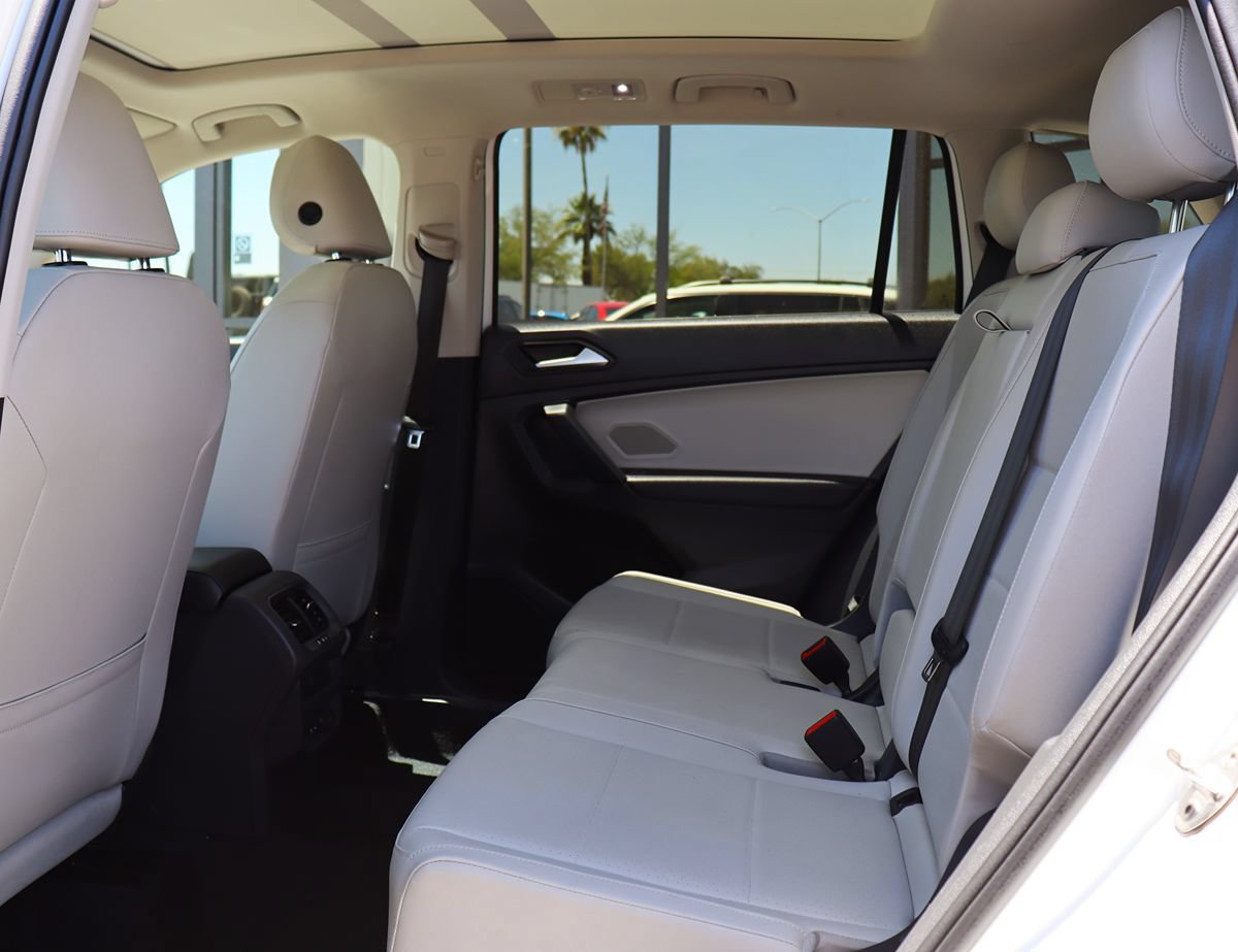 Used 2019 Volkswagen Tiguan SE w/ Panoramic Sunroof Package AWD/4WD image 30