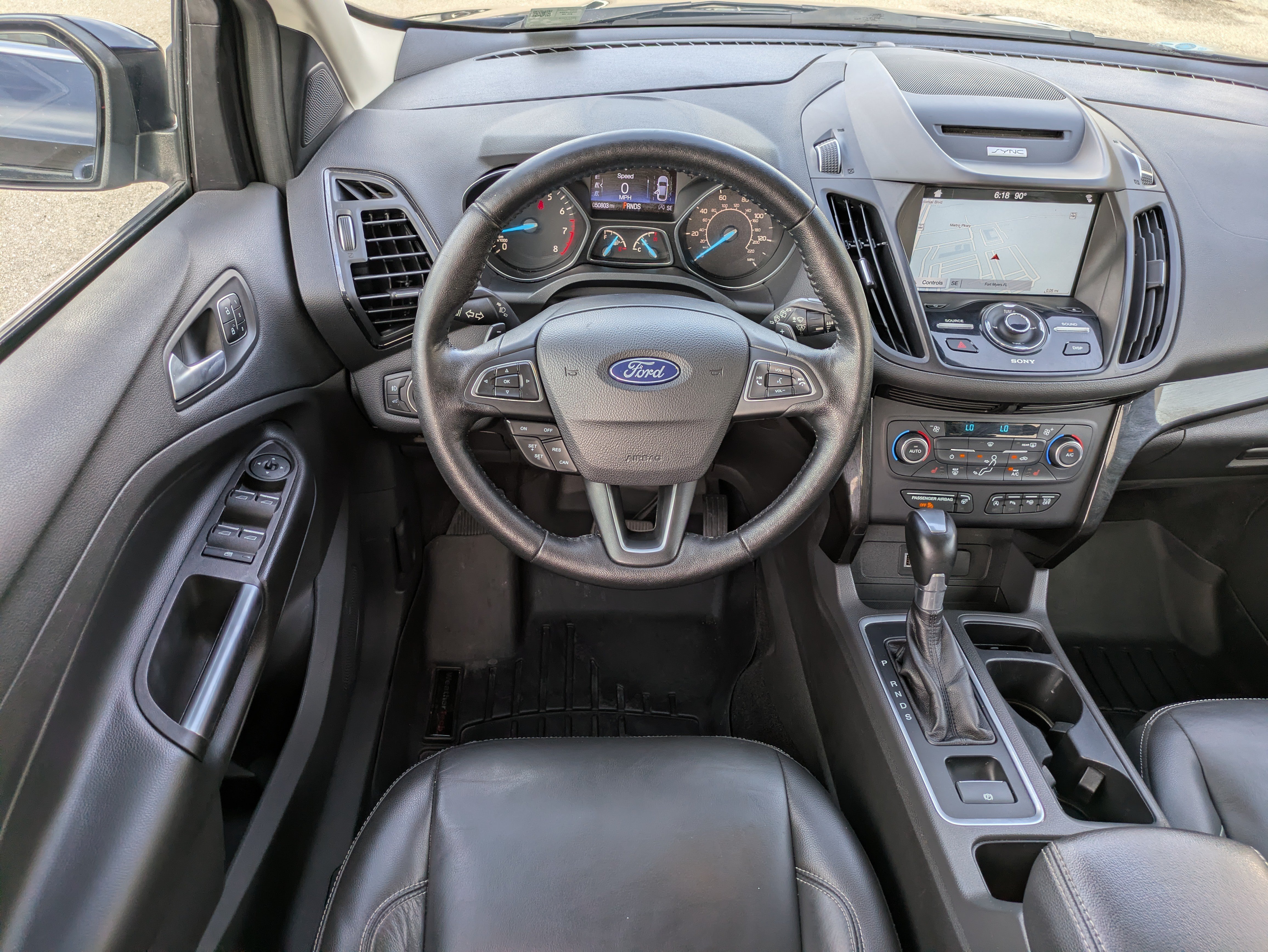 Used 2017 Ford Escape Titanium w/ Canadian Touring Package AWD/4WD image 16