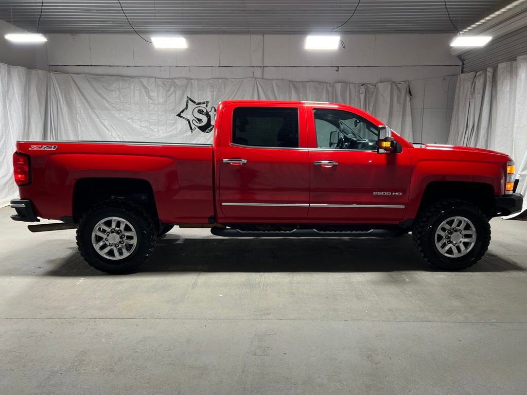 Used 2019 Chevrolet Silverado 2500 LTZ w/ LTZ Plus Package image 8