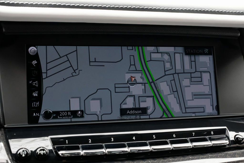 Used 2022 Rolls-Royce Cullinan Black Badge image 17