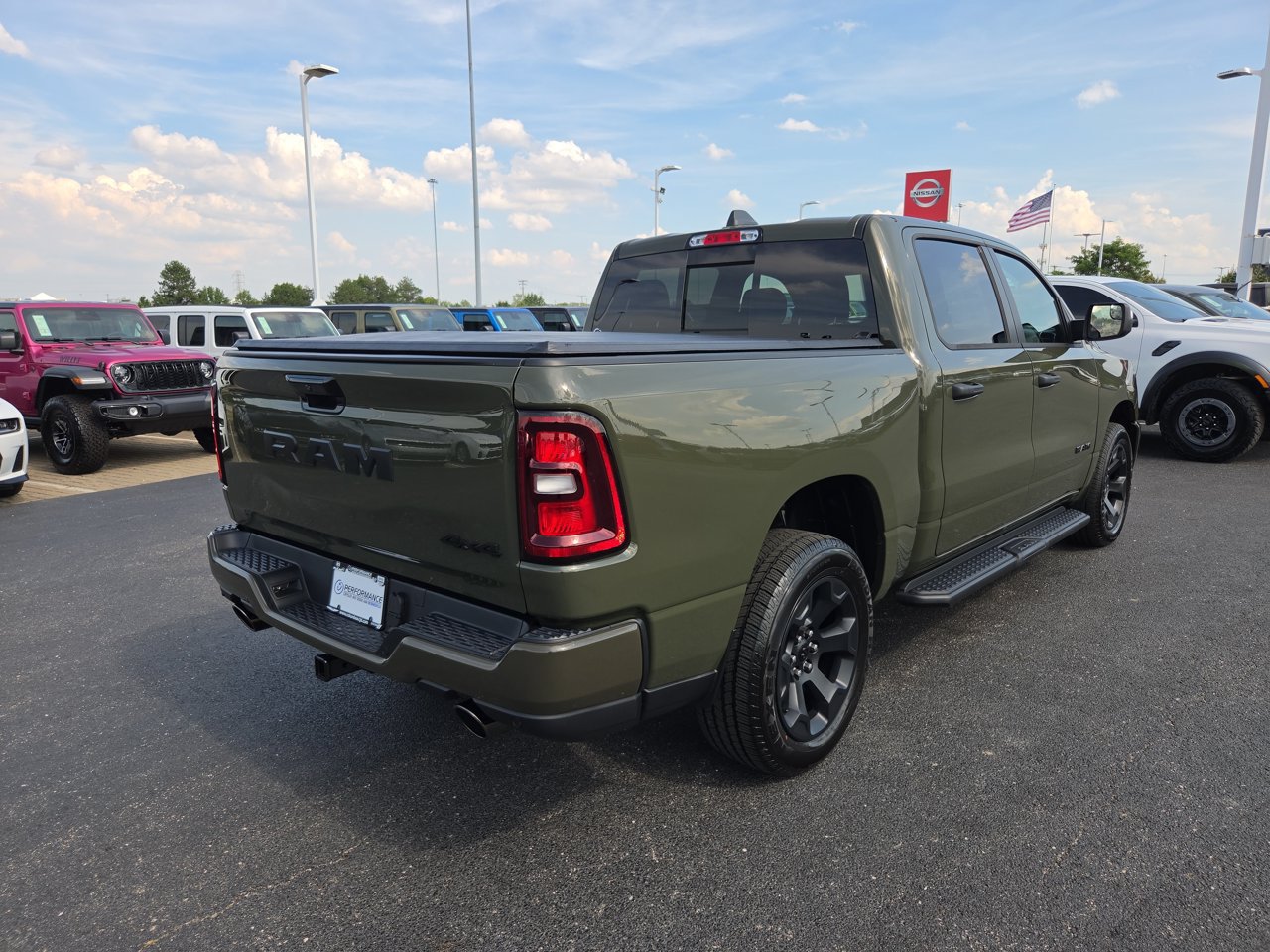 New 2026 RAM 1500 Express AWD/4WD image 8