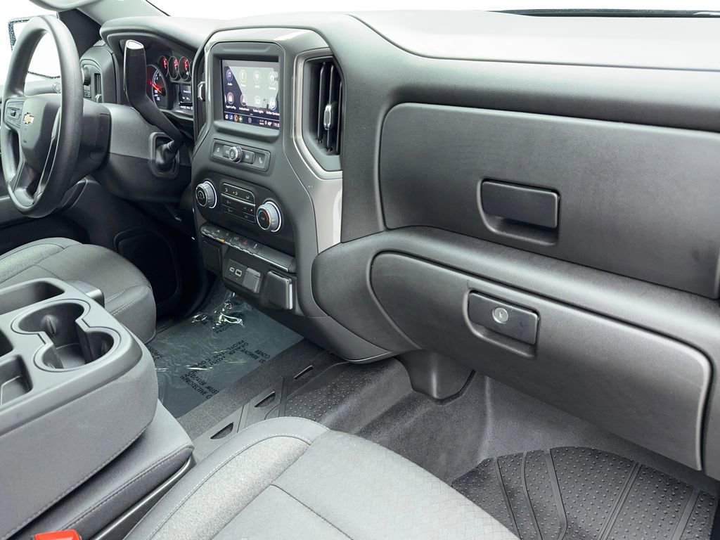 Used 2025 Chevrolet Silverado 1500 Custom image 42