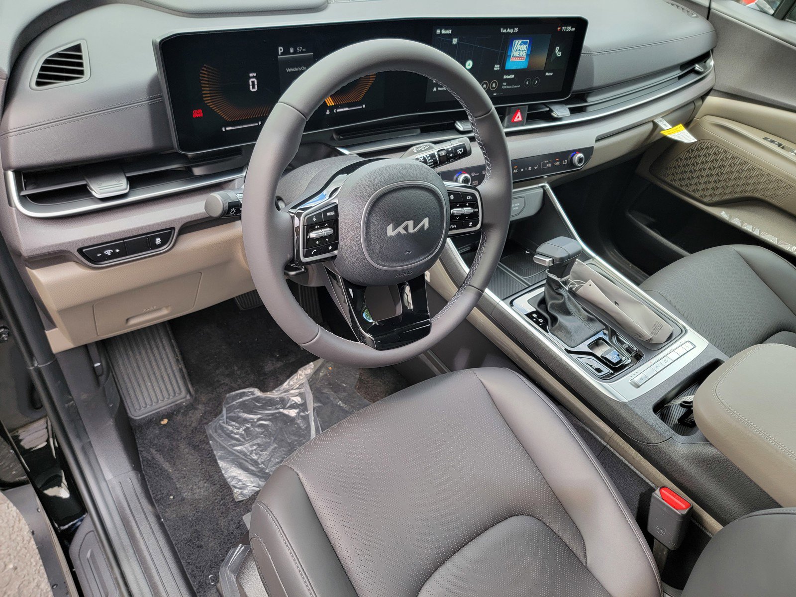 New 2026 Kia Carnival EX image 13