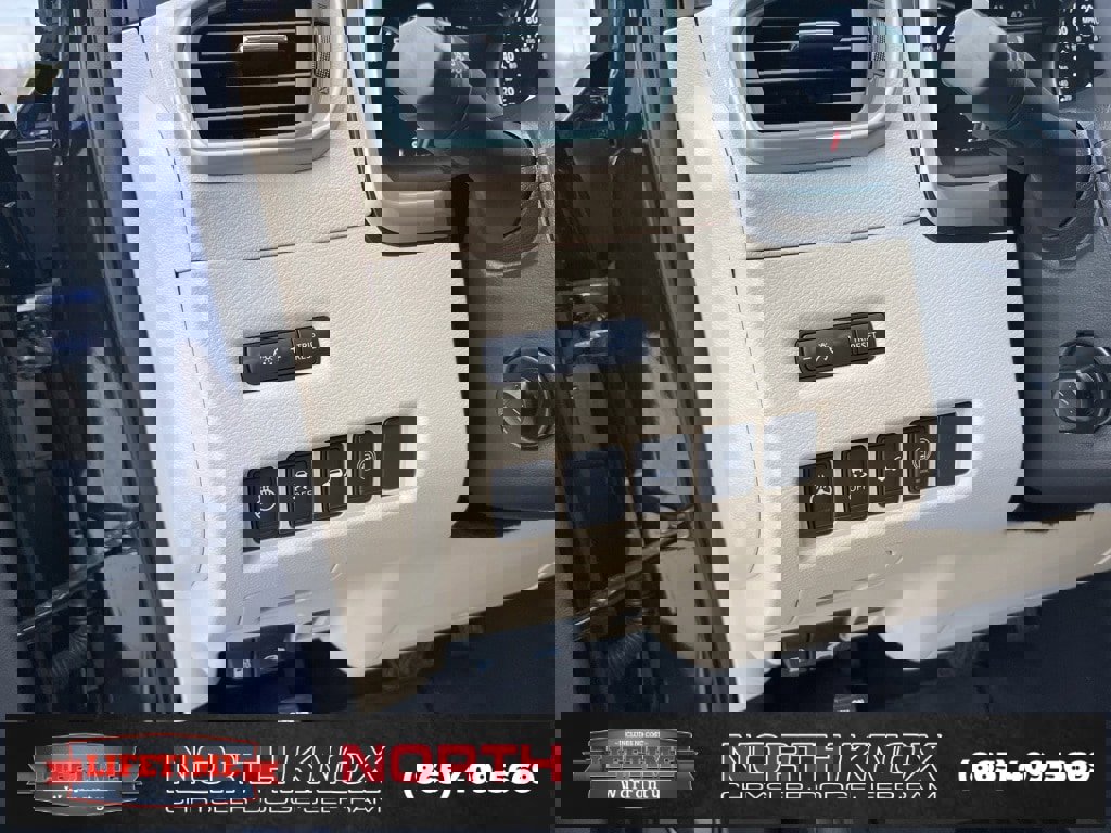 Used 2023 Nissan Murano Platinum w/ Cargo Package image 7