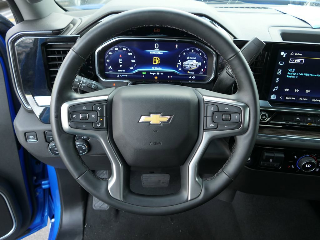 Used 2025 Chevrolet Silverado 1500 LT image 21