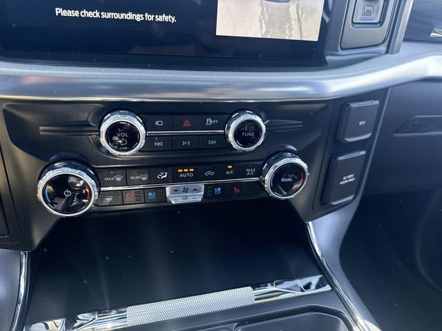 Used 2025 Ford F150 Lariat w/ Tow/Haul Package AWD/4WD image 24