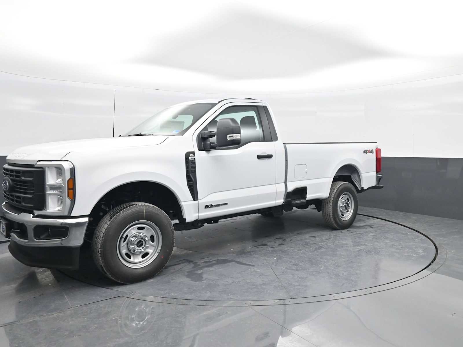 New 2026 Ford F250 XL w/ XL Chrome Package AWD/4WD image 4