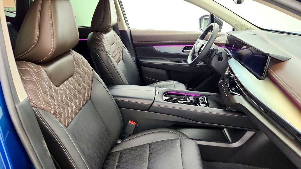 Used 2025 Nissan Murano Platinum w/ Cargo Package AWD/4WD image 23