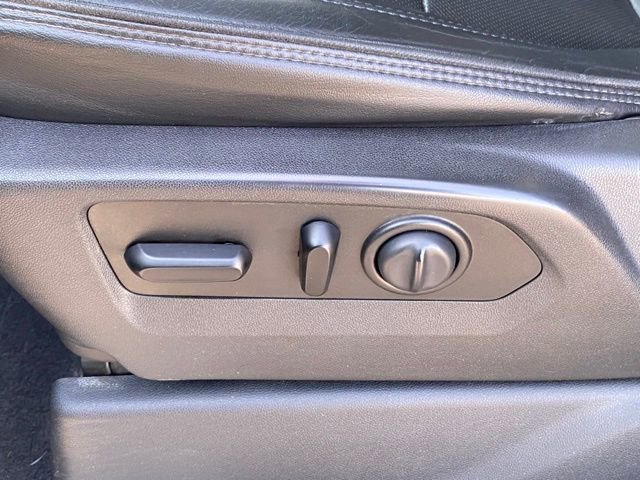 Used 2020 Chevrolet Silverado 2500 High Country w/ Technology Package image 32