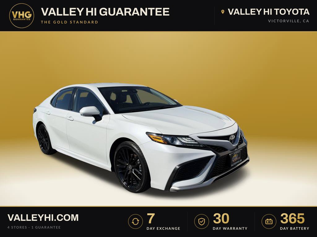 Used 2023 Toyota Camry XSE FWD image 1