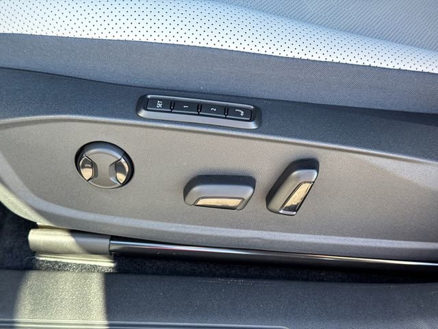 New 2026 Volkswagen ID.4 Pro S image 36